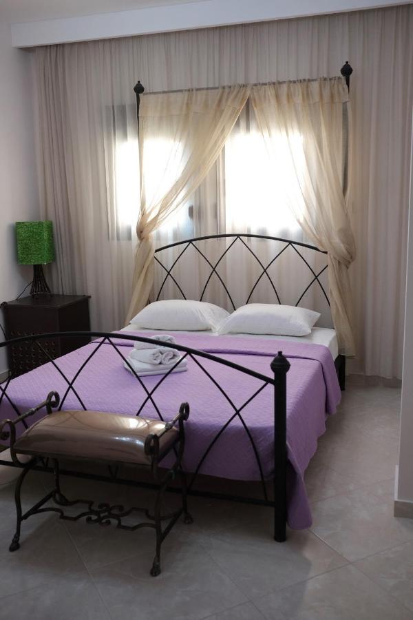 Irenes Apartment Kallithea  ภายนอก รูปภาพ