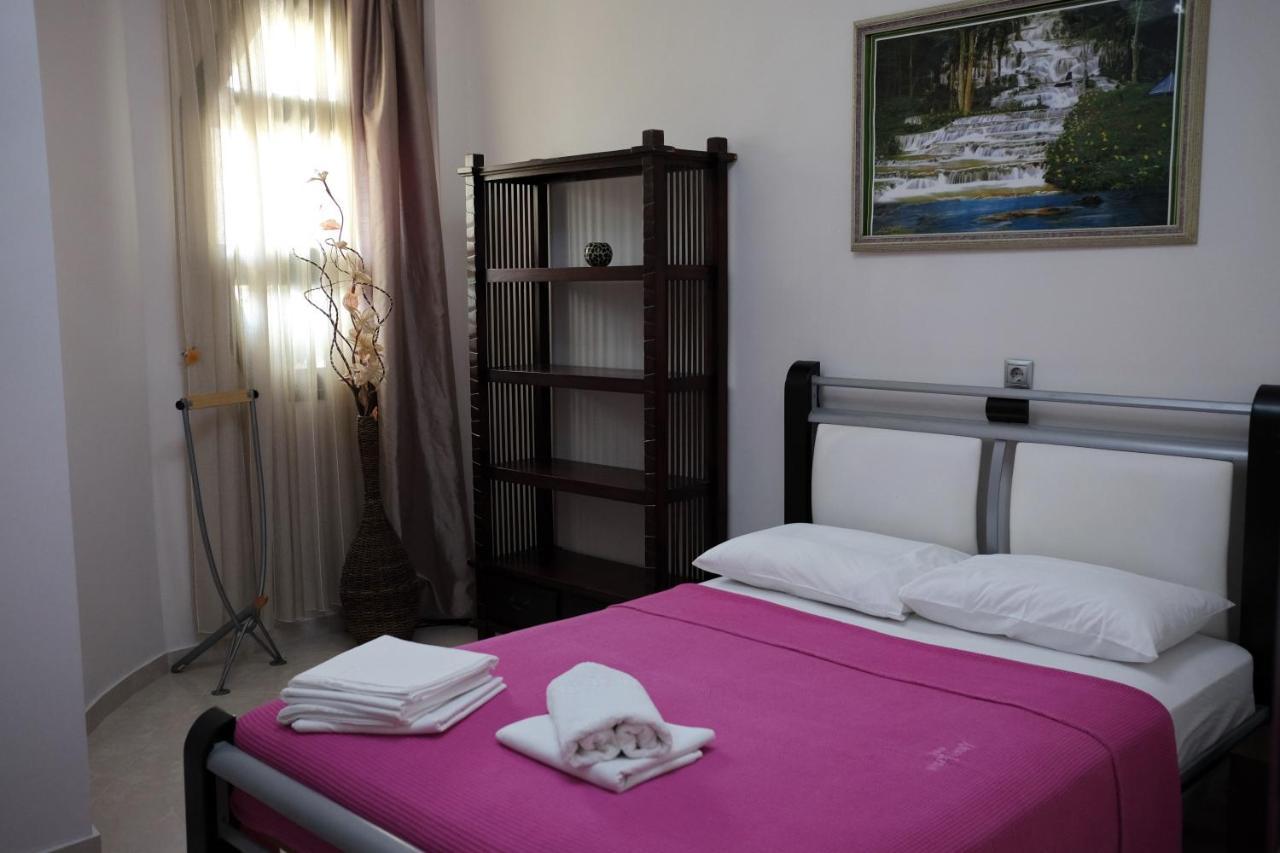 Irenes Apartment Kallithea  ภายนอก รูปภาพ