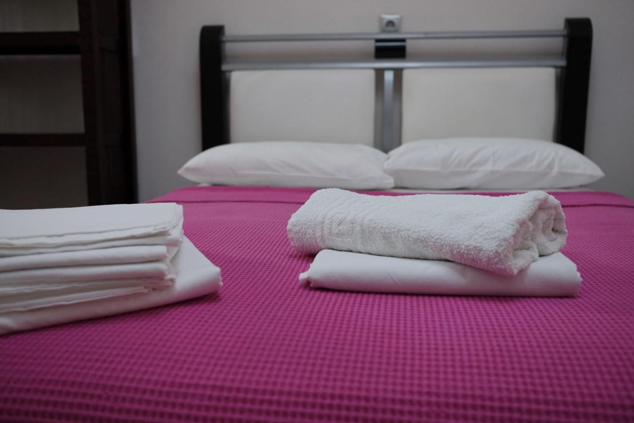 Irenes Apartment Kallithea  ภายนอก รูปภาพ