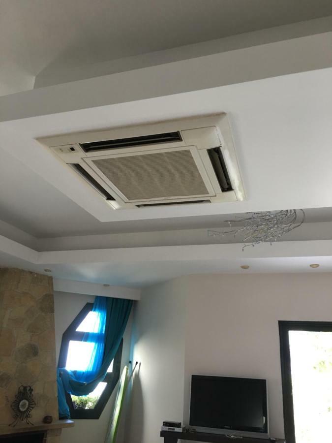 Irenes Apartment Kallithea  ภายนอก รูปภาพ